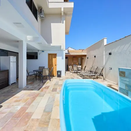 Casas 01 OU 02 - Piscina, Churrasqueira, 150 mt mar, quartos com ar condicionado, Tv smart 43, ventilador-3